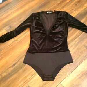 Zara Black Velour Vneck bodysuit  medium.